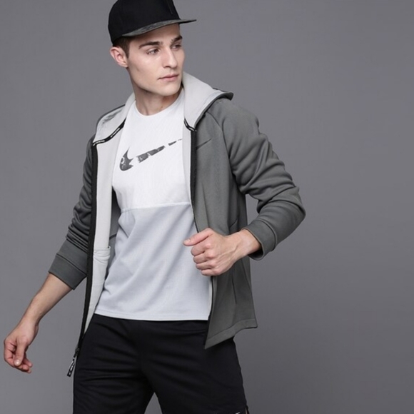NIKE PRO-CHARCOAL GREY ribbed SPHR HDF Sustainable JACKET✅FIXED PRICE✅ - Picture 4 of 7